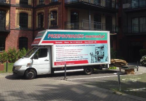 bus i rzeczy przygotowane do przewozu